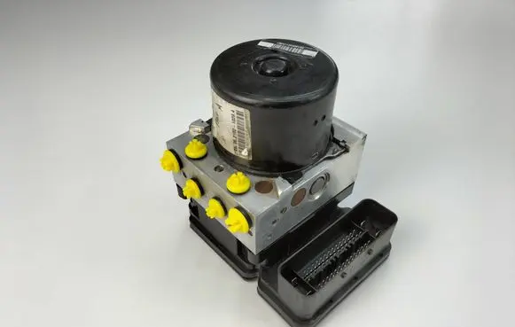 Suzuki Grand Vitara II ABS Pump 06210210294 77K0
