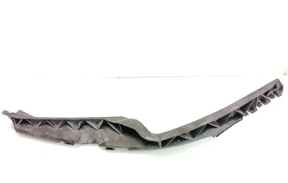 Skoda Octavia Mk2 (1Z) Front bumper mounting bracket 1Z0807184D