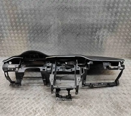 Tesla Model X Dashboard 100439711D