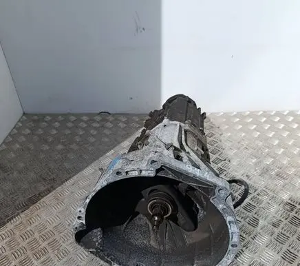 BMW 5 E60 E61 Manual 6 speed gearbox 1069401059 1069401105