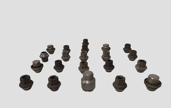 Volvo V40 Nuts/bolts