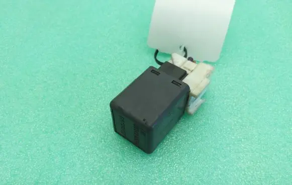 Nissan Qashqai Other relay 24330C9900
