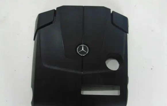 Mercedes-Benz C W204 Engine cover (trim) A2740100067