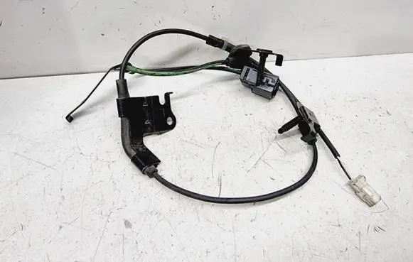 Toyota RAV 4 (XA40) Rear ABS sensor wiring 8951678060