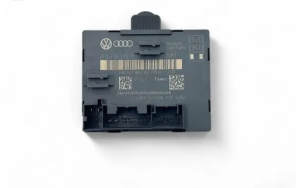 Audi Q7 4L Door control unit/module 4F0959795M 8K0959795B