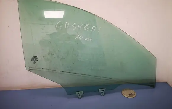 Nissan Qashqai Front door window glass four-door E143R001582 43R001582 AS2M3240DOT682
