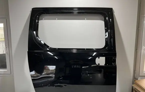 Hyundai Staria Side sliding door 
