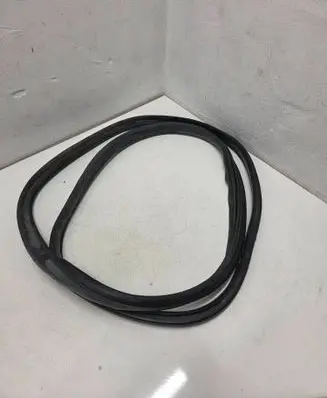 Ford Turneo Courier Rubber seal rear door GR41B