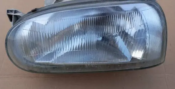 Volkswagen Golf III Headlight/headlamp 1305235211