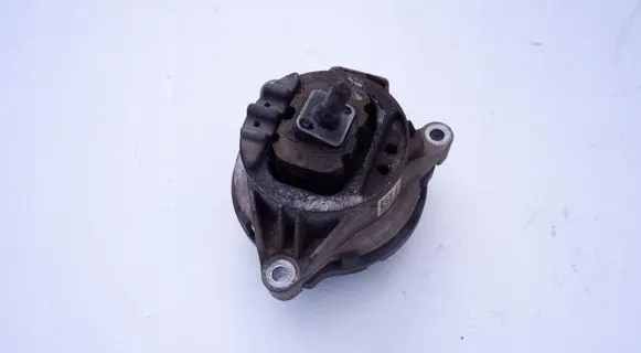 BMW X3 F25 Engine mount bracket 6850482