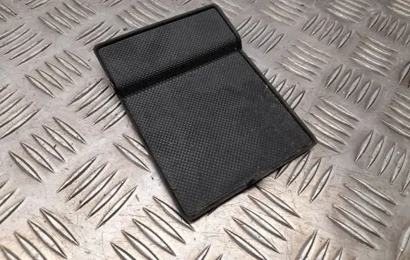 Audi Q3 F3 Glove box pad P027390018