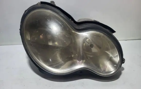 Mercedes-Benz C W203 Headlight/headlamp A2038203261 0301166206