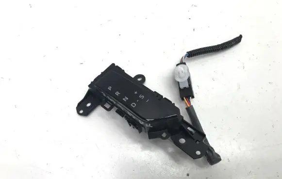 Toyota RAV 4 (XA50) Gear shift selector indicator 76L819RH