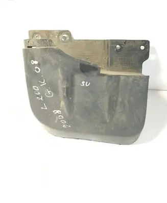Mitsubishi L200 Rear mudguard MN117453