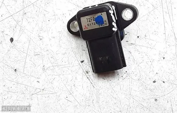 Suzuki Grand Vitara II Exhaust gas pressure sensor e1t26571a