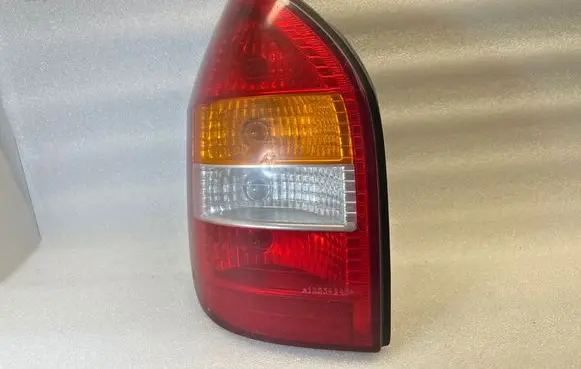 Opel Zafira A Rear/tail lights 62280