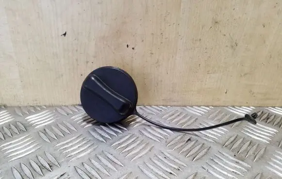 Nissan X-Trail T32 Fuel tank filler cap 