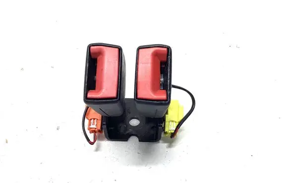 Volvo S60 Middle seatbelt buckle (rear) 34069269 31332250