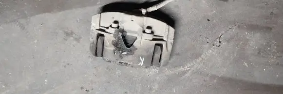Front brake caliper