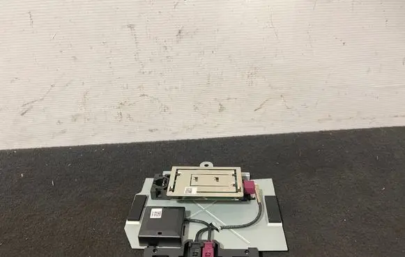 Mercedes-Benz S W222 Trunk lid opening control unit a2179056801