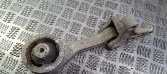 Ford Fiesta Engine mount bracket 97fb6p093aa