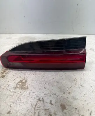BMW X4 G02 Tailgate rear/tail lights 7433798