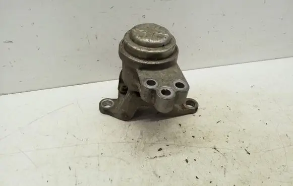 Ford Mondeo MK V Engine mount bracket FS736F012AA