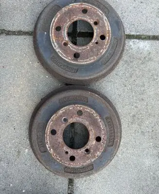 Ford Fiesta Drum brake (rear) 8V51113A