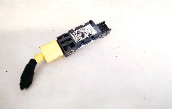 Audi A3 S3 8P Airbag deployment crash/impact sensor 4b0959643e
