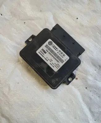 Audi A6 S6 C6 4F Hand brake control module 4F0907801 4F0910801 5WK32443