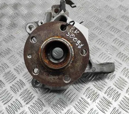 Front wheel hub