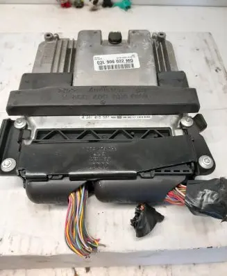 Audi A4 S4 B8 8K Engine control unit/module 03L906022MG