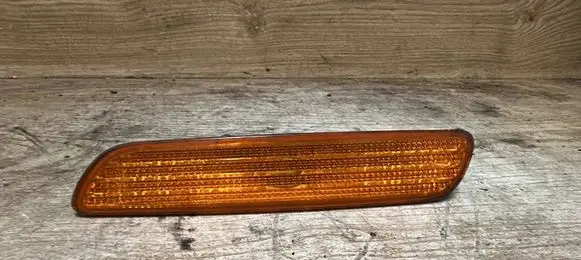 Volvo S40, V40 Front indicator light 34400120