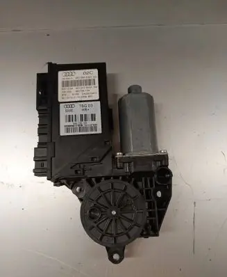 Audi A8 S8 D3 4E Rear door window regulator motor 4E0959802C 982736103 4E0910802A