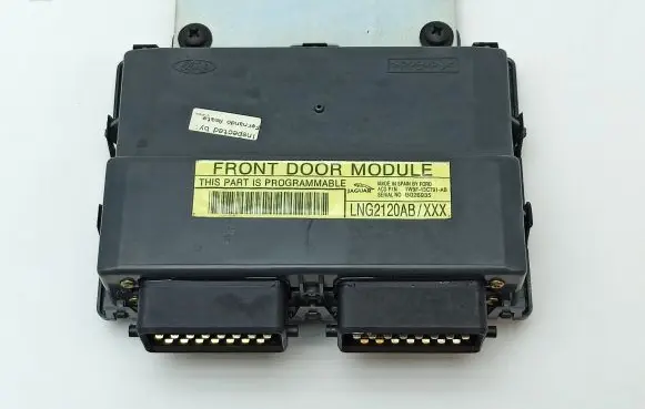 Jaguar XJ X308 Door control unit/module LNG2120AB 1W9F13C791AB B026935