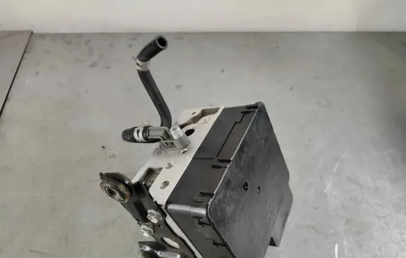 Lexus RX 450H ABS Pump 4451048080