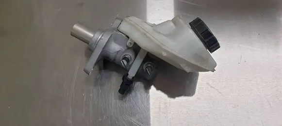 Volvo V60 Master brake cylinder 03350885571