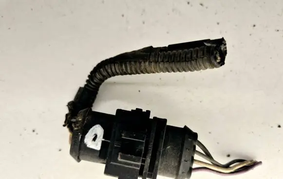 Volvo V70 Headlight/headlamp wiring loom/harness 978149