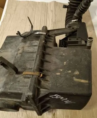 BMW 5 E34 Mass air flow meter
