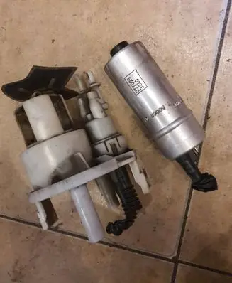 Mitsubishi Outlander Fuel injection high pressure pump 75006801 07T0293240