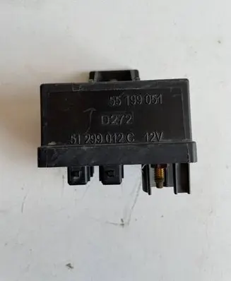 Glow plug pre-heat relay
