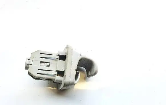 Sun visor clip/hook/bracket