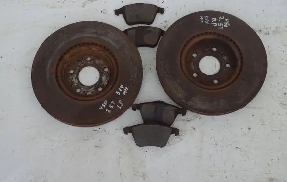 Volvo V50 Front brake disc