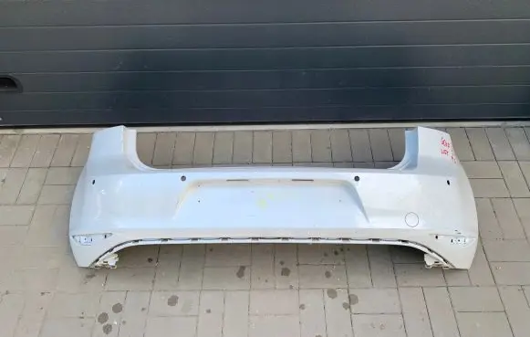 Volkswagen Golf VII Front bumper