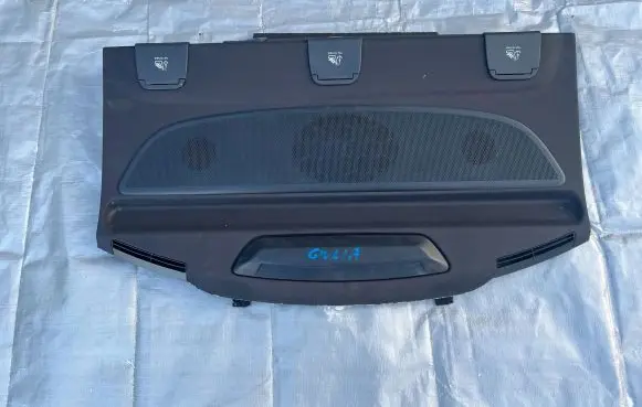 Alfa Romeo Giulia Parcel shelf