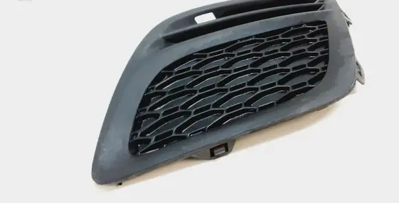 Volvo XC60 Front bumper lower grill 31290657