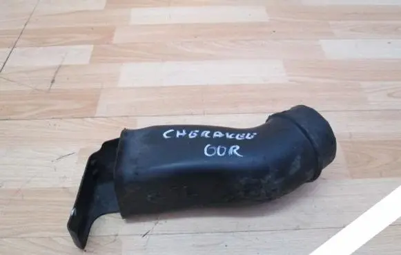 Jeep Grand Cherokee Air intake duct part