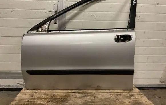 Volvo S40, V40 Front door 