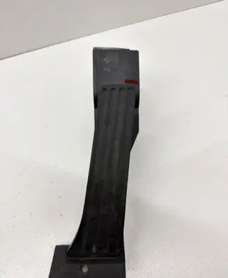 BMW 5 E60 E61 Accelerator throttle pedal 6772645 25916010