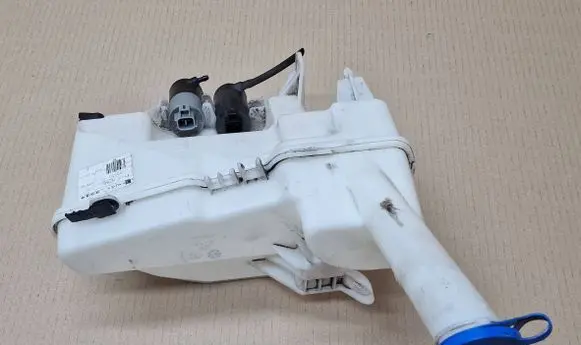 Citroen C1 Windshield washer fluid reservoir/tank 